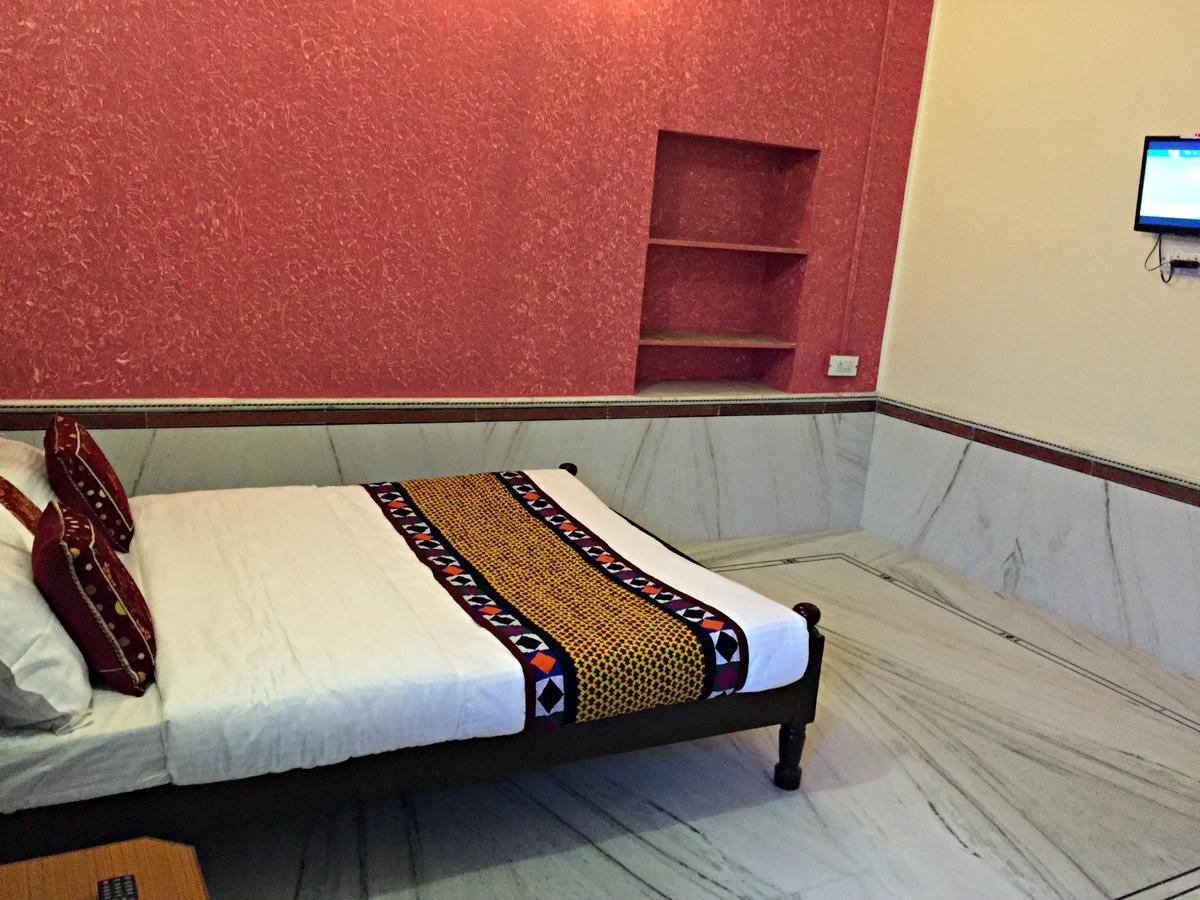 Hotel Classic Dzsaiszalmer Kültér fotó